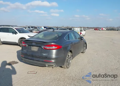 2020 Ford Fusion Titanium z USA, uszkodzony, nr VIN 3FA6P0D90LR204063